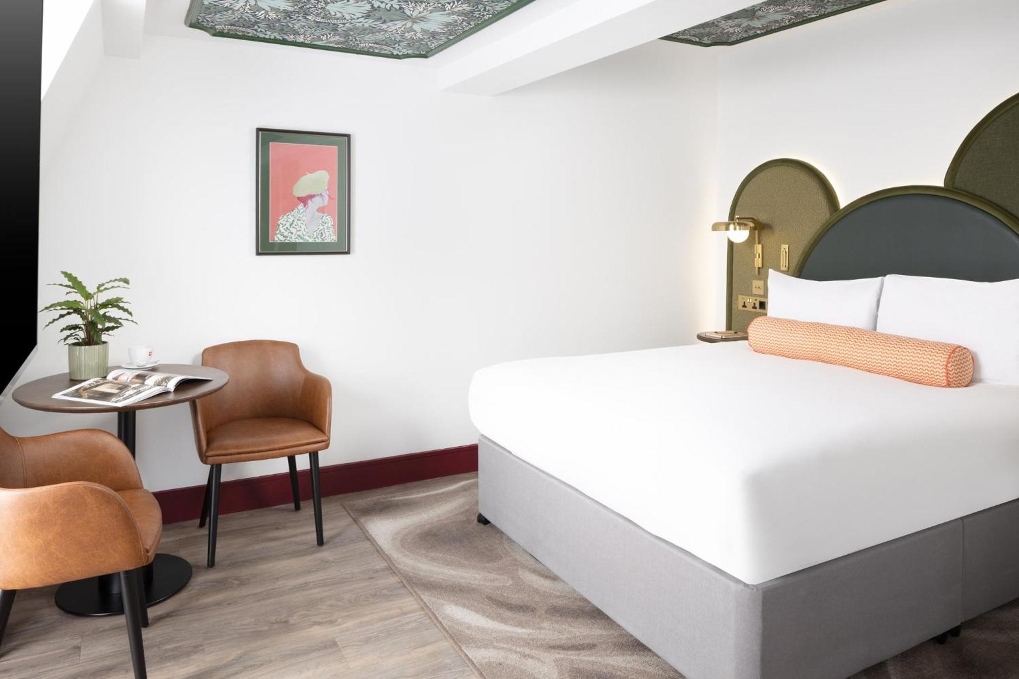 The Welbeck Hotel By Ihg London Exterior photo