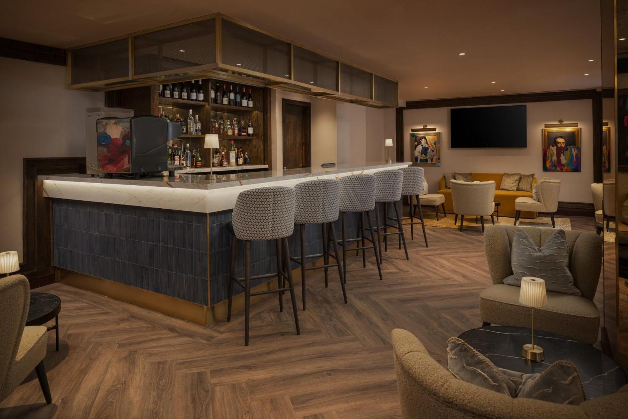 The Welbeck Hotel By Ihg London Exterior photo