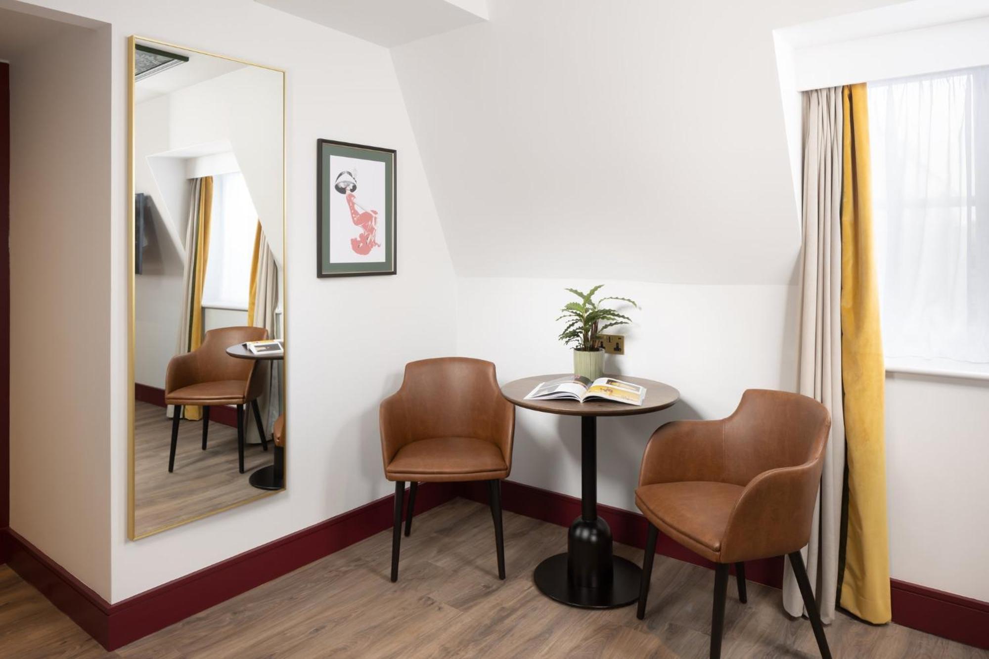 The Welbeck Hotel By Ihg London Exterior photo