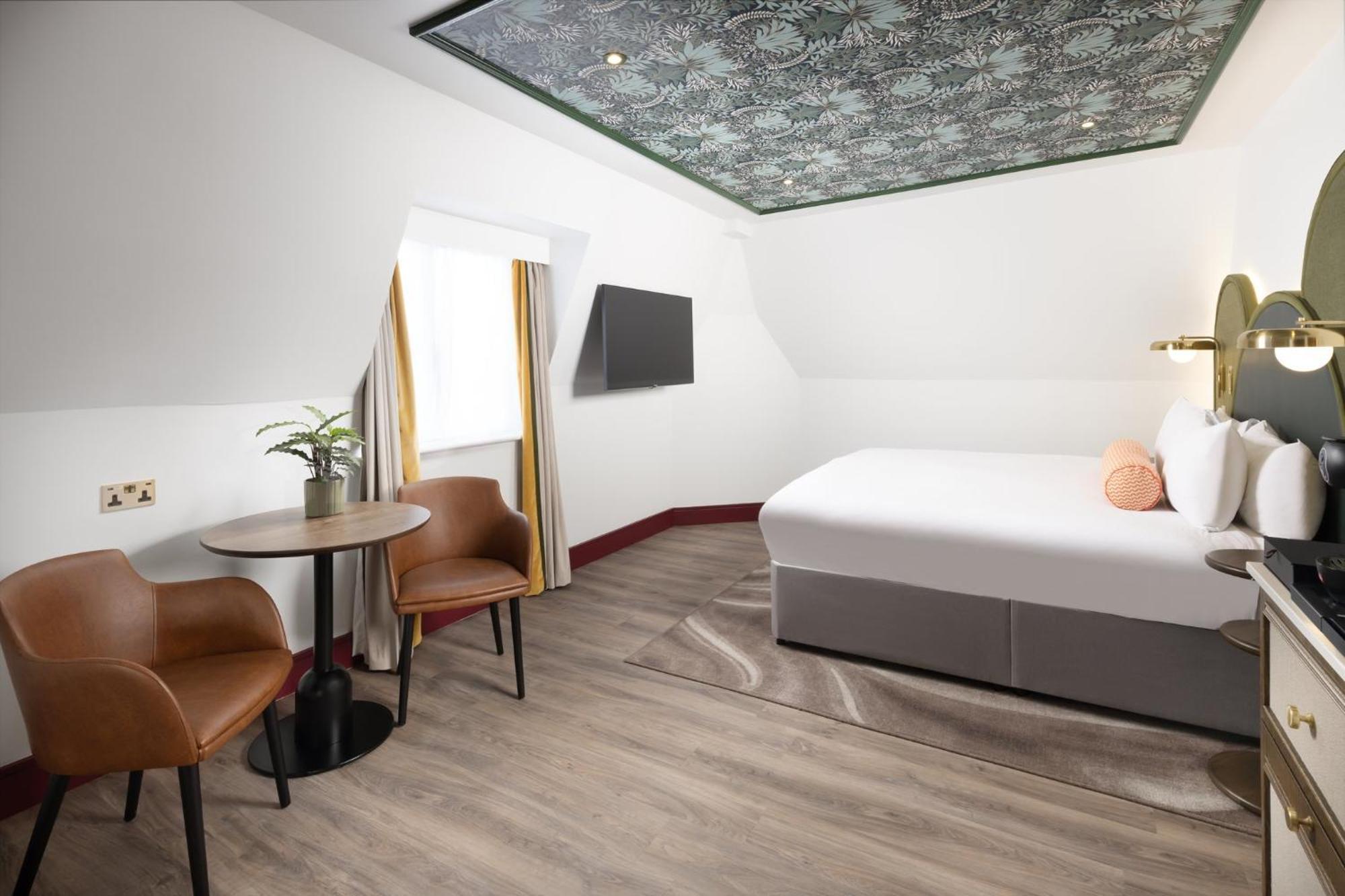 The Welbeck Hotel By Ihg London Exterior photo