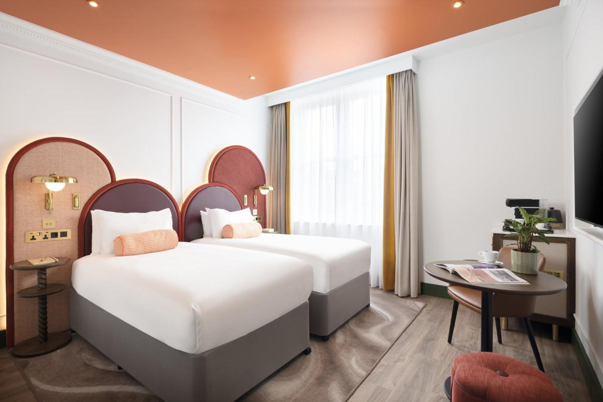 The Welbeck Hotel By Ihg London Exterior photo